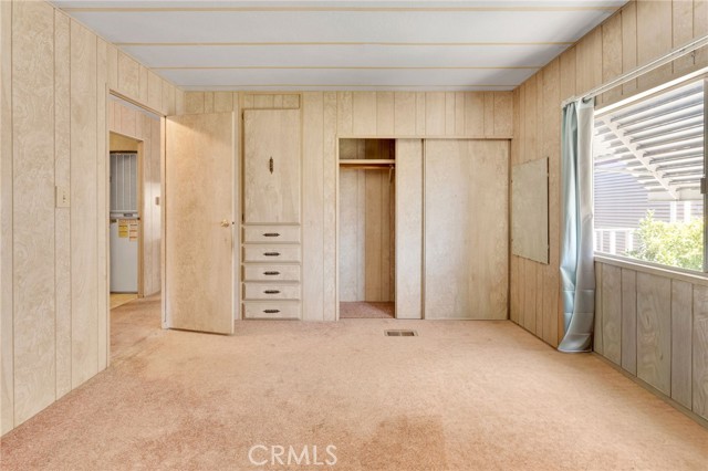 200 San Bernardino, Rialto CA: https://media.crmls.org/medias/c9c29ac2-52d3-40f0-8dca-0b4518dc9ba7.jpg