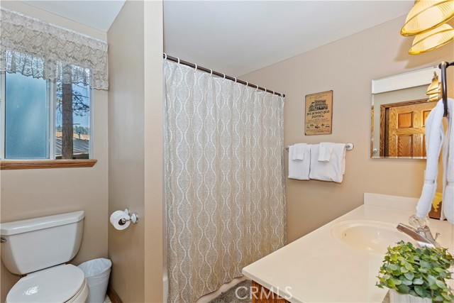 Detail Gallery Image 20 of 22 For 42751 Peregrine Ave, Big Bear Lake,  CA 92315 - 3 Beds | 2 Baths