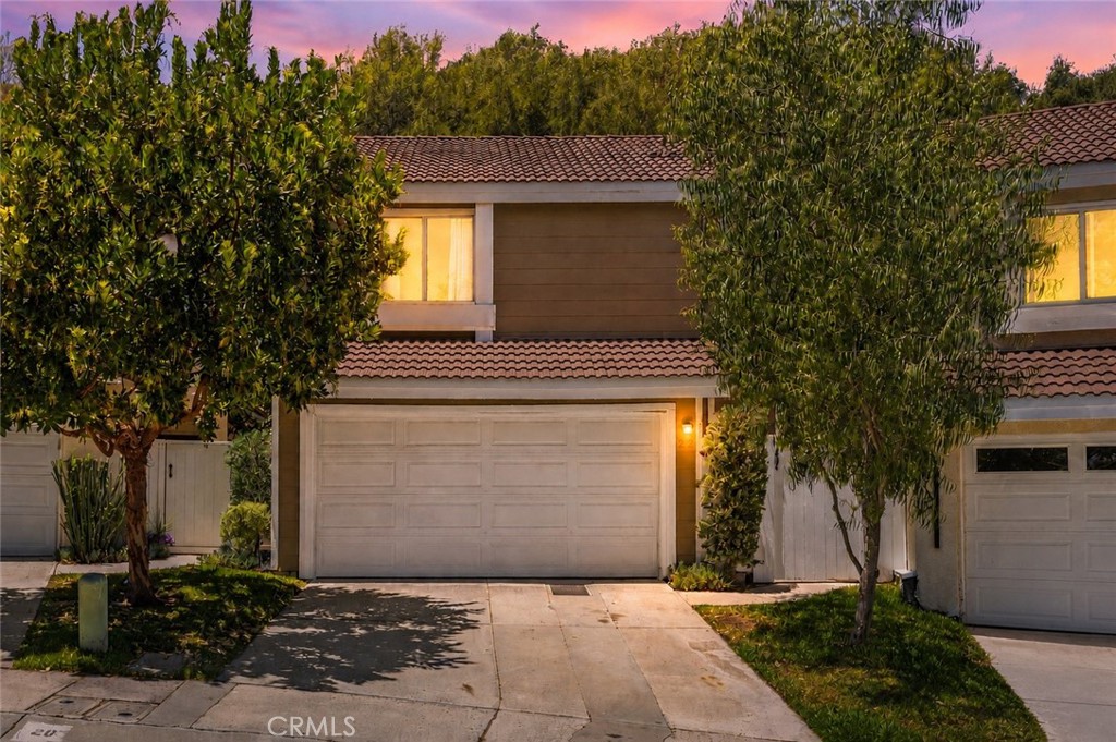 22 La Costa Court