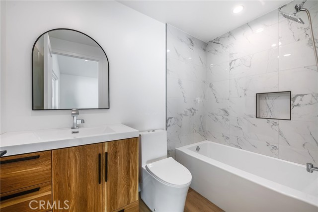 Detail Gallery Image 31 of 45 For 5652 Lemp Ave, North Hollywood,  CA 91601 - 5 Beds | 4 Baths