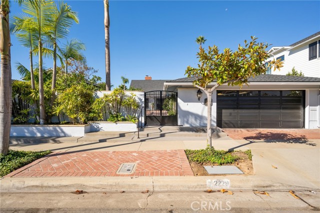 Detail Gallery Image 30 of 30 For 2229 Alta Vista Dr., Newport Beach,  CA 92660 - 4 Beds | 2/1 Baths