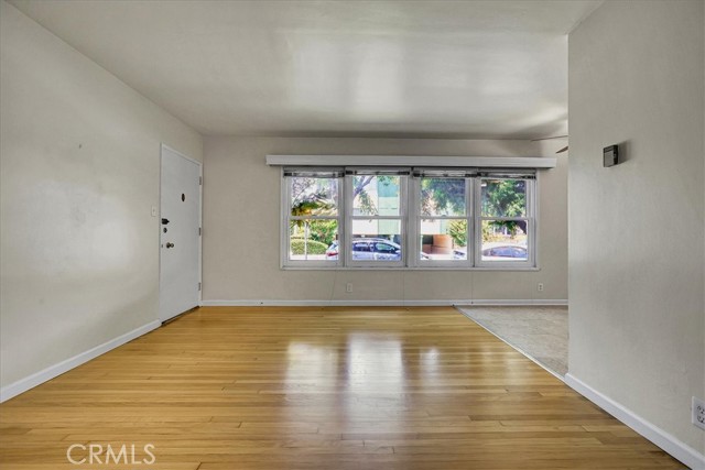 Detail Gallery Image 2 of 24 For 3042 E 3rd St #3,  Long Beach,  CA 90814 - 1 Beds | 1 Baths
