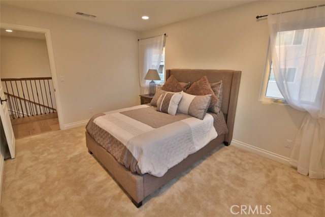 528 Francisca Avenue, Redondo Beach, California 90277, 4 Bedrooms Bedrooms, ,4 BathroomsBathrooms,Residential,Sold,Francisca,PV17030817