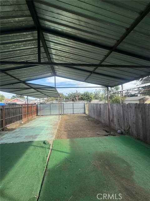 Detail Gallery Image 3 of 3 For 10328 Juniper, Los Angeles,  CA 90002 - 3 Beds | 2 Baths