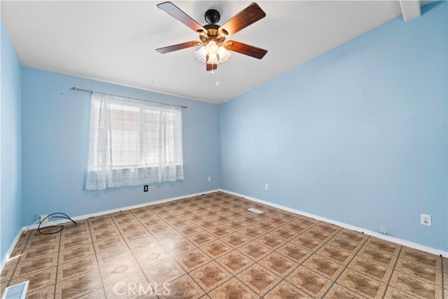 Detail Gallery Image 11 of 15 For 701 Montara Rd #46,  Barstow,  CA 92311 - 2 Beds | 2 Baths