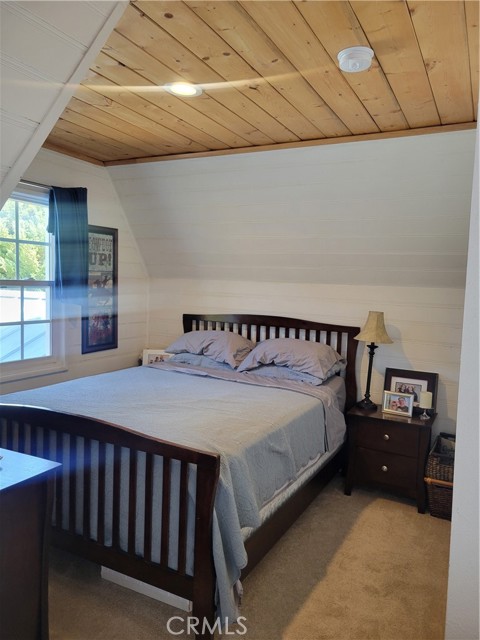 Detail Gallery Image 13 of 22 For 111 Arbor Ln, Big Bear City,  CA 92314 - 3 Beds | 2 Baths