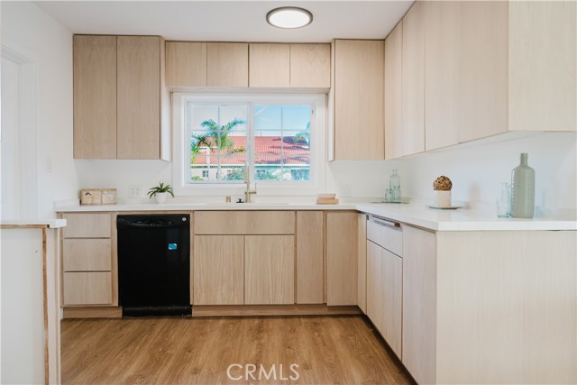 14631 S Condon Ave, Lawndale CA: https://media.crmls.org/medias/c9c778a9-2d28-47d0-accd-d50c2f652bd0.jpg