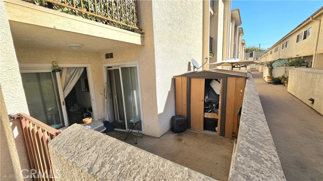 Detail Gallery Image 8 of 20 For 7641 Reseda Bld #87,  Reseda,  CA 91335 - 2 Beds | 2 Baths