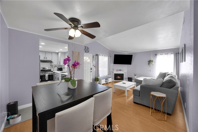 Detail Gallery Image 4 of 23 For 10335 W Briar Oaks a,  Stanton,  CA 90680 - 2 Beds | 2 Baths