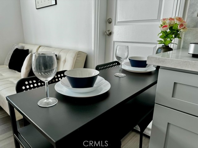 1700 S 8th Street, Alhambra CA: https://media.crmls.org/medias/c9ca2806-9d44-4b0d-ba94-cd7decc9fbab.jpg