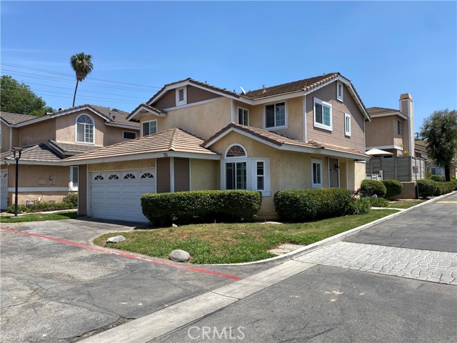 Detail Gallery Image 3 of 18 For 9900 Tagus St #30,  Pico Rivera,  CA 90660 - 4 Beds | 3 Baths