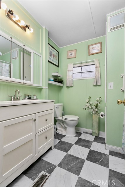 Detail Gallery Image 7 of 28 For 12300 5th St #61,  Yucaipa,  CA 92399 - 2 Beds | 2 Baths