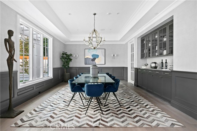 Detail Gallery Image 21 of 56 For 4509 Noeline Ave, Encino,  CA 91436 - 6 Beds | 6/1 Baths