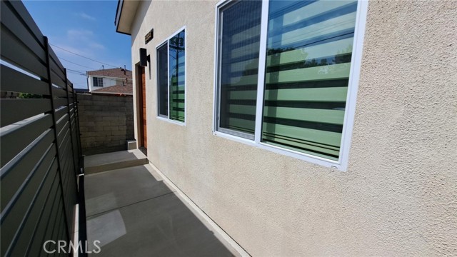 Detail Gallery Image 7 of 20 For 1658 Del Valle Ave a,  Glendale,  CA 91208 - 2 Beds | 2 Baths