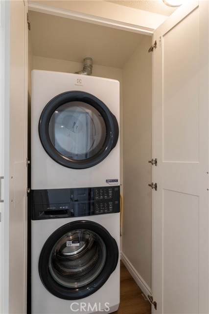 Detail Gallery Image 16 of 20 For 1741 Tustin Ave 10c,  Costa Mesa,  CA 92627 - 2 Beds | 2 Baths