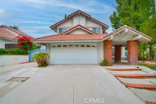 Detail Gallery Image 1 of 24 For 1032 Smoketree Dr, Corona,  CA 92882 - 3 Beds | 2/1 Baths