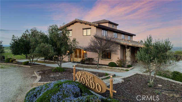 Detail Gallery Image 1 of 75 For 3230 Nacimiento Lake Dr, Paso Robles,  CA 93446 - 7 Beds | 3/1 Baths