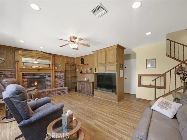 Detail Gallery Image 30 of 42 For 4458 Avenida Campana, Thousand Oaks,  CA 91360 - 3 Beds | 2/1 Baths