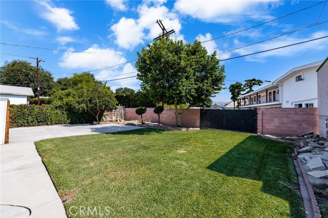 10917 Montecito Drive, El Monte CA: https://media.crmls.org/medias/c9ce0989-e267-48ae-989c-c05823d0cc1c.jpg