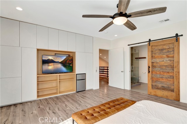 Detail Gallery Image 28 of 42 For 4974 Canoga Ave, Woodland Hills,  CA 91364 - 4 Beds | 4 Baths