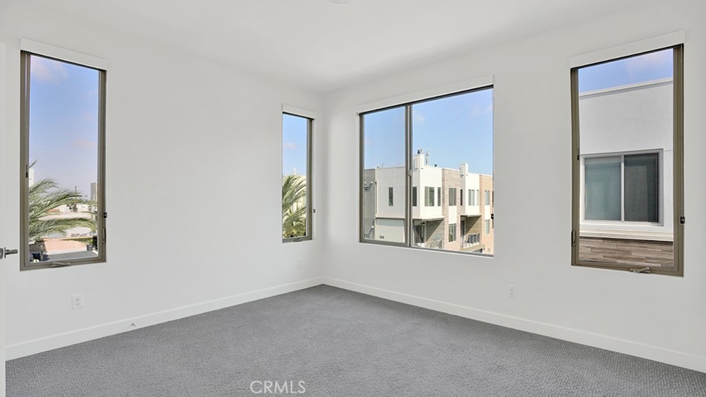 MLS #NP25233148 image #24