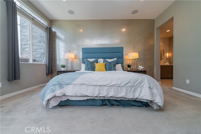 727 Beacon, Irvine CA: https://media.crmls.org/medias/c9cebc3a-e4a0-481b-98f2-d18c05d668fa.jpg