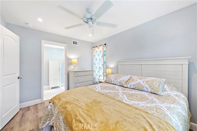 Detail Gallery Image 18 of 28 For 480 Thalia St, Laguna Beach,  CA 92651 - 2 Beds | 2 Baths