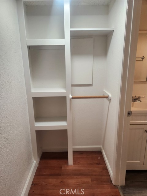 Detail Gallery Image 8 of 15 For 14301 Addison St #C,  Sherman Oaks,  CA 91423 - 0 Beds | 1 Baths
