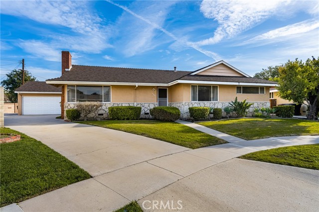 Image 2 for 1586 W Mells Ln, Anaheim, CA 92802