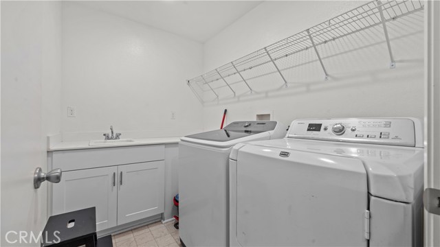 Detail Gallery Image 16 of 18 For 15979 Shawnee, Victorville,  CA 92394 - 4 Beds | 2/1 Baths