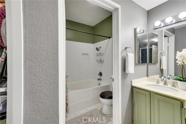 Detail Gallery Image 17 of 37 For 14347 Albers St #103,  Sherman Oaks,  CA 91401 - 2 Beds | 2 Baths