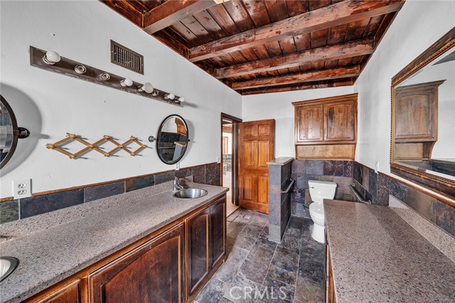 Image 26 of 73 For 31516 Clay River Road