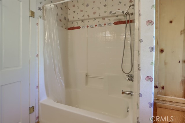 Detail Gallery Image 25 of 70 For 1991 Ca-140, Catheys Valley,  CA 95306 - 3 Beds | 3 Baths