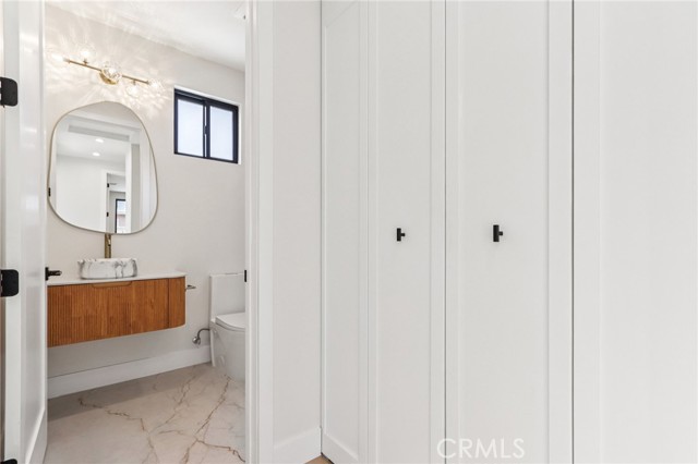 Detail Gallery Image 41 of 72 For 8006 Lloyd Ave, North Hollywood,  CA 91605 - 7 Beds | 6 Baths