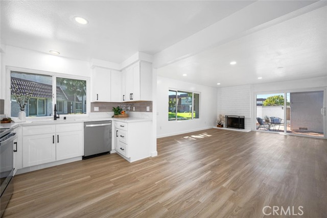 Image 18 of 70 For 11268 Morgen Way