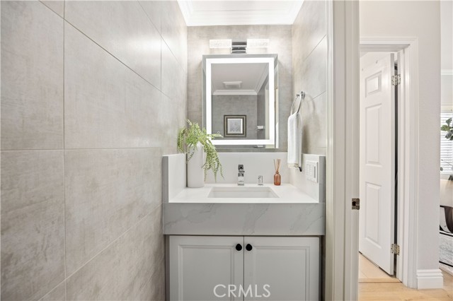21035 Timber Ridge Road, Yorba Linda CA: https://media.crmls.org/medias/c9d1ff39-c0e0-421a-b218-19f7a49b12d7.jpg