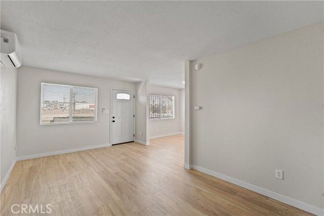 Detail Gallery Image 4 of 15 For 846 N Zeyn St, Anaheim,  CA 92805 - 1 Beds | 1 Baths