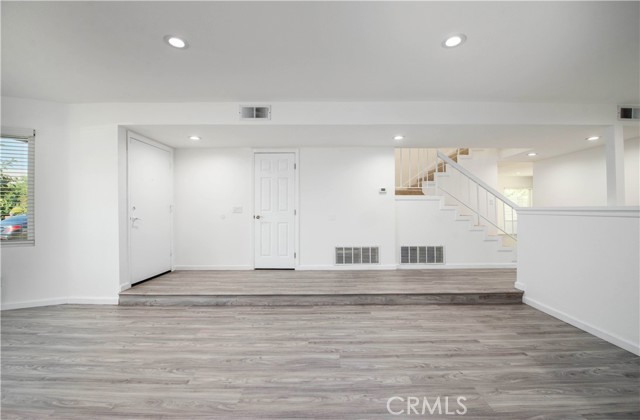 20227 Elkwood Street, Winnetka CA: https://media.crmls.org/medias/c9d23419-68dd-4bdd-bcc9-913add6c7dba.jpg