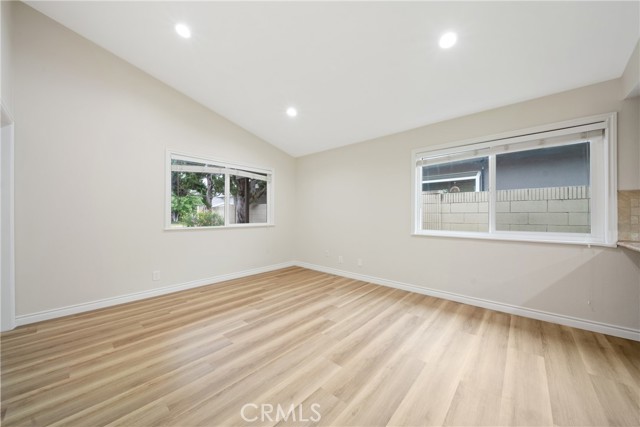 Detail Gallery Image 16 of 29 For 5665 Meadow Vista Way, Agoura Hills,  CA 91301 - 4 Beds | 2 Baths