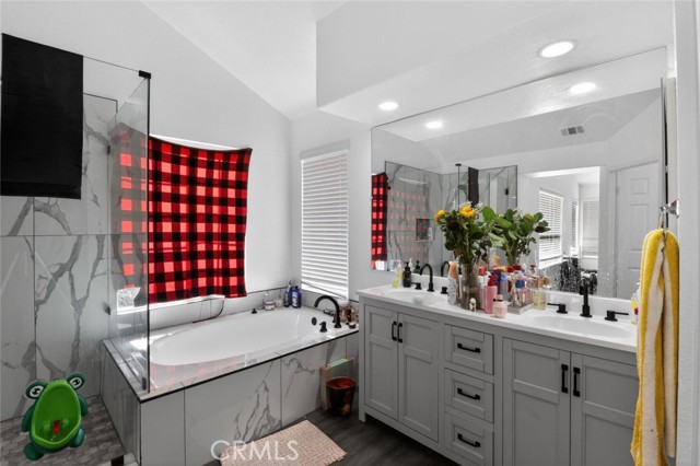 Detail Gallery Image 25 of 27 For 13281 Luna, Victorville,  CA 92392 - 5 Beds | 3 Baths