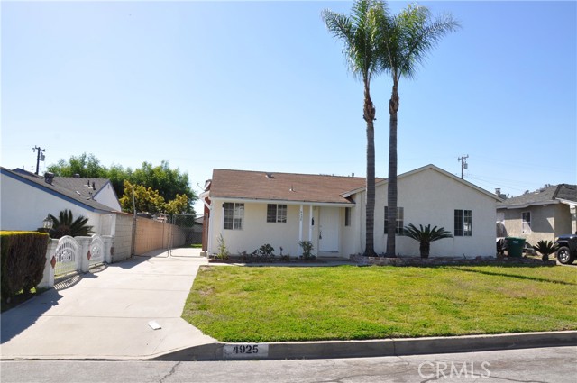 Detail Gallery Image 1 of 1 For 4925 N Brightview Dr, Covina,  CA 91722 - 3 Beds | 1/1 Baths