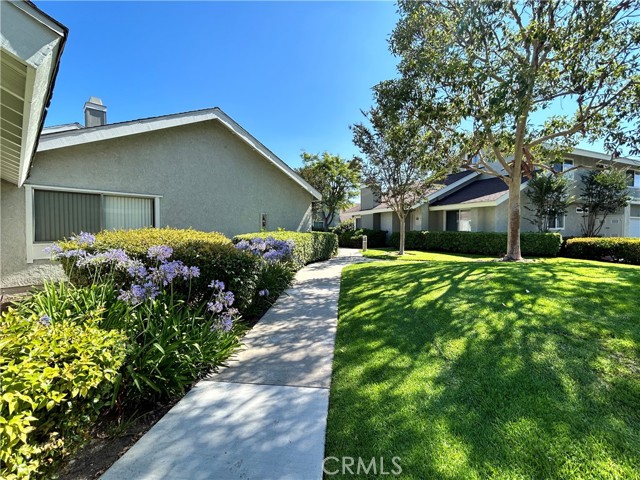 15 Wintergreen, Irvine CA: https://media.crmls.org/medias/c9d3ea6d-5a6d-4504-b420-21cac9af52cd.jpg