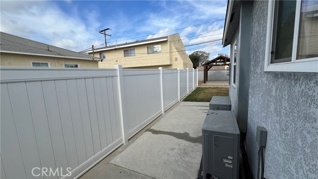 Detail Gallery Image 20 of 21 For 14763 Ryon Ave, Bellflower,  CA 90706 - 2 Beds | 1 Baths