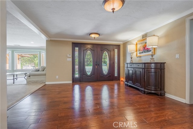 Detail Gallery Image 9 of 58 For 2899 N Monte Verde Dr, Covina,  CA 91724 - 5 Beds | 5 Baths