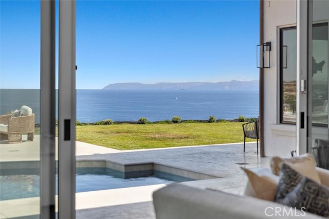 Detail Gallery Image 31 of 66 For 32042 Isthmus View Dr, Rancho Palos Verdes,  CA 90275 - 6 Beds | 6/2 Baths