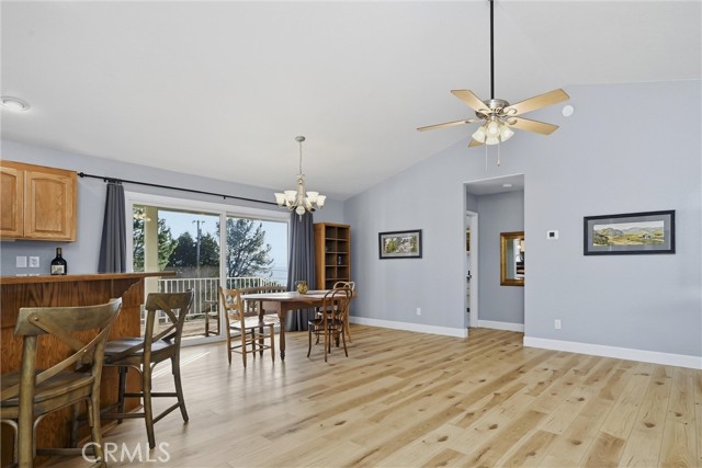 Detail Gallery Image 13 of 30 For 19093 Ravenhill Road, Hidden Valley Lake,  CA 95467 - 3 Beds | 2 Baths