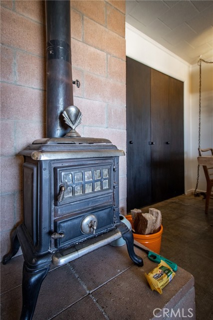 Detail Gallery Image 7 of 27 For 64525 Winters Rd, Joshua Tree,  CA 92252 - 1 Beds | 1 Baths