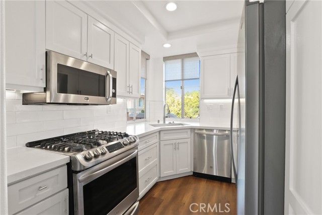 Front Image Thumbnail for CROC26056287