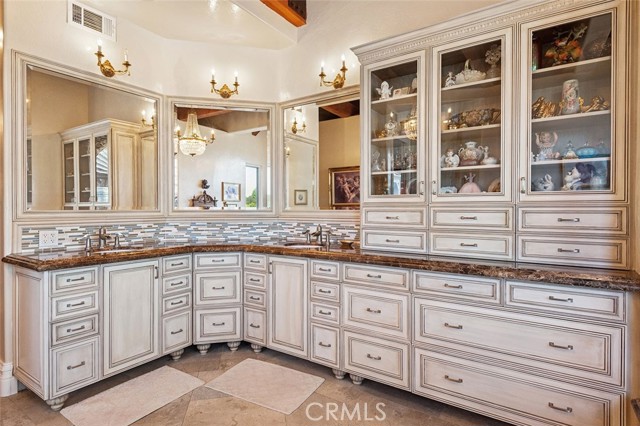 42580 Avenida Escala, Murrieta CA: https://media.crmls.org/medias/c9d66e4f-3b2c-44fa-a244-c2c5f58df6b4.jpg