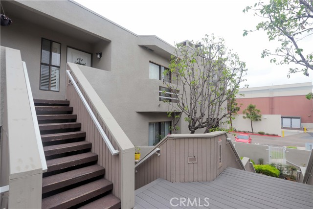 12484 Montecito Road, Seal Beach CA: https://media.crmls.org/medias/c9d7ec49-2812-4c18-961e-f8d3ad640386.jpg